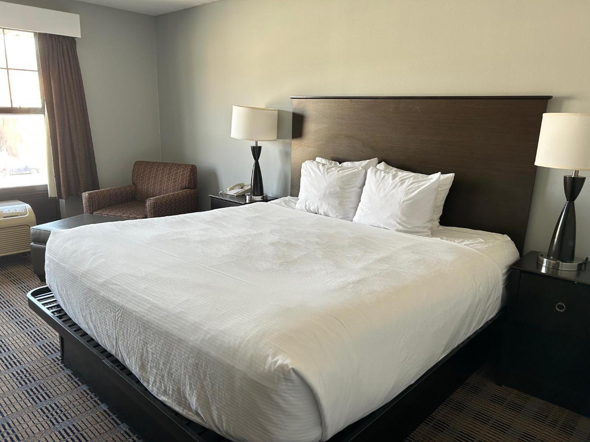 Americinn By Wyndham Ottumwa Eksteriør bilde